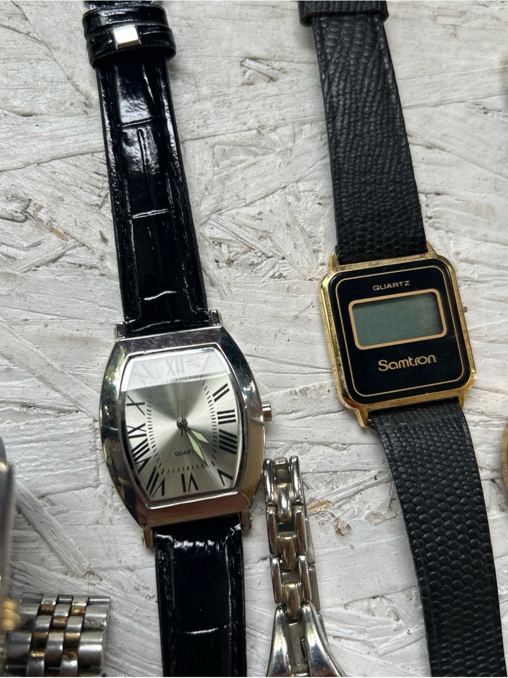 Multiples Gold Tone and Silver Tone Men’s Watches - Picture 5 of 9